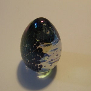 Vintage Hand Blown Glass Paper Weight, IRIDESCENT Egg, signed GES Glass Eye Studio of Seattle, 1993, 3&quot; tall