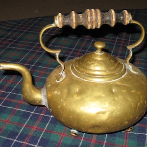 Antique Victorian era brass hot toddy kettle Teapot Kettle, wooden bale handle, bun feet