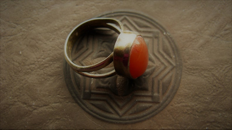 Unisex sterling .925 Ring with Polished Carnelian Cabochon, Size 9.5 Bild 3