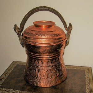 Vintage Turkish Copper Stock Pot, Soup Pot, Beautifully worked with Arabic Motif, Soup Bowl Lid, small size, 8&quot; tall