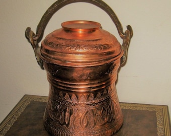 Vintage Turkish Copper Stock Pot, Soup Pot, Beautifully worked with Arabic Motif, Soup Bowl Lid, small size, 8" tall