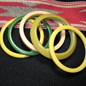 Stack of Vintage Bakelite Bangle-Bracelets-Lot-of-5 ~ Tested and authentically old