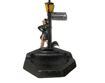 1940's Lady of the Night Williamsburg cast iron novelty ashtray/bottle opener, John Wright