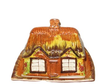 1940's COTTAGE WARE butter/cheese dish made in England by Price Kensington