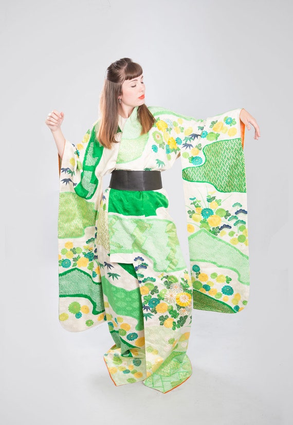 KIMONO VINTAGE / tomesode kimono / silk kimono /