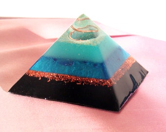Turquoise & Shungite Orgonite Pyramid