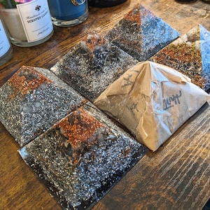 Lost Cubit Coil Orgonite Ground Pyramid Set - 5G Block - EMF Shield