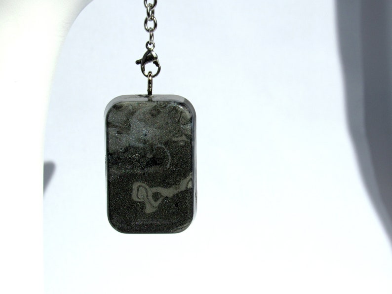 Men/'s Resin Pour Orgonite\u00ae Pendant
