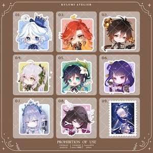 Puede incluir: Una colecci&oacute;n de nueve pegatinas cuadradas con personajes de anime estilo chibi con distintos colores de pelo y atuendos, numeradas del 01 al 09. El conjunto incluye personajes con dise&ntilde;os de pelo azul, rojo, marr&oacute;n, blanco, verde, morado y plateado.