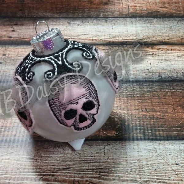 Skull Ornament Topper Digital Embroidery Design