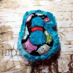 ITH Number 6  Plush Digital Embroidery Design - FOUR different sizes, two different applique borders!5
