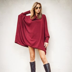 Rotes Sweatshirt Kleid / Wintertunika / Pullover / Plus Size Tunika / Lockeres Top / Asymmetrische Tunika / Winter Top / Plus Size Tunika / #35280