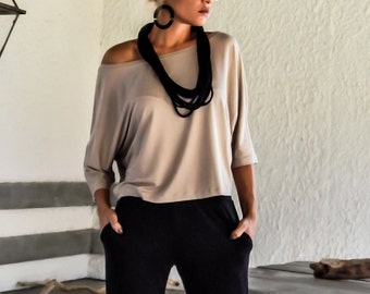 Beige Loose Top / Oversize Top / Everyday Top / Plus Size Blouse / Plus Size Top / Women Top / Loose Blouse / Oversize Bloose / #35101