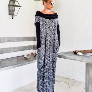 NEW Maxi Dress / Black Maxi Dress / Winter Maxi Dress / Plus Size Dress / Long Sleeve Dress / Turtleneck Dress / Print Dress / #35228