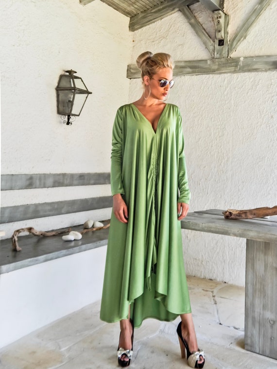 NEW Evening Maxi Dress / Pear Green Plus Size Dress / Evening Dress / Maxi  Dress / Party Dress / Plus Size Dress / Open Back Dress / #35266 - Etsy  Hong Kong