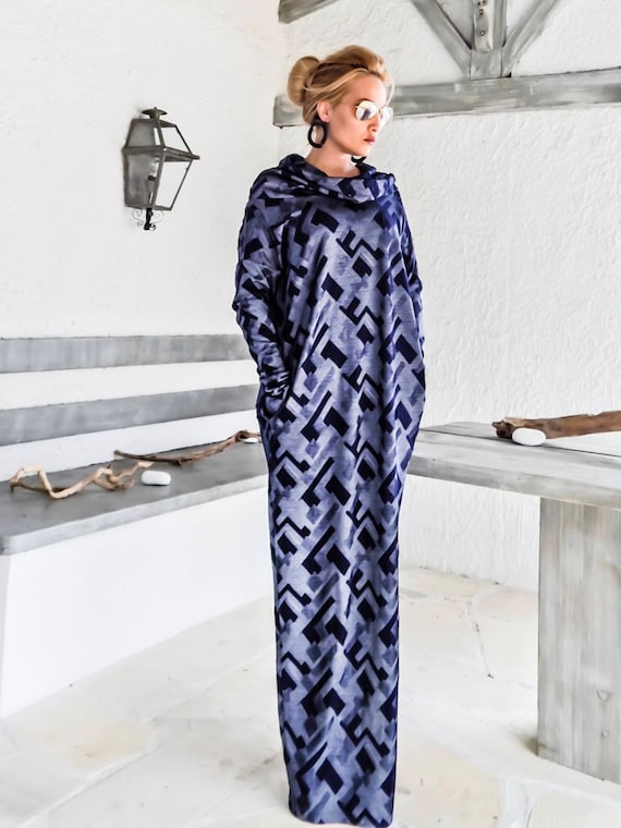 navy blue dress for baby girl Chic Plus Size Leopard Print Maxi Dress with Deep V-Neck and Batwing S main image 0