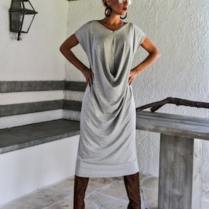 Graues Maxikleid / Grauer Kaftan / Asymmetrisches Maxikleid / Oversize Kleid / Graues Maxi Kleid / Asymmetrisches Kleid / #35037
