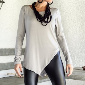 Silver Gray Asymmetric Top / Long Sleeve Top / Asymmetric Top / Plus Size Top / Asymmetrical Blouse / Black Top / Everyday Top / #35128