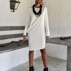 Off White Asymmetric Tunic / Tunic Top / Asymmetrical Dress / Casual Loose blouse / Plus Size Tunic / Long Sleeve Tunic / #35106
