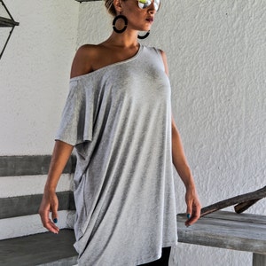 Light Gray Oversized Top / Women Blouse / Loose Top / Everyday Tunic / Plus Size Blouse / Dress Tunic / Asymmetric Top / #35038