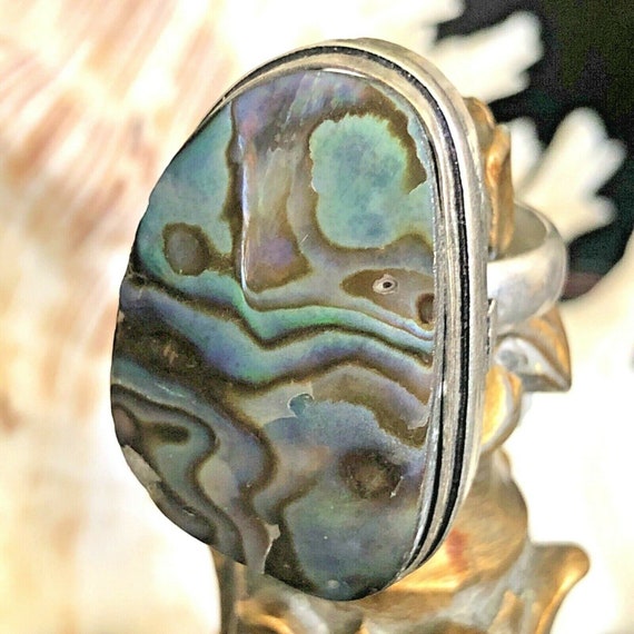 Large 1 1/8" Australian Abalone Shell Ring Pear .… - image 3