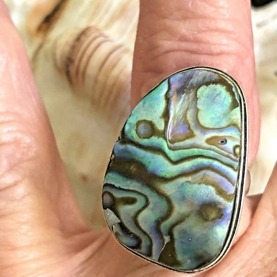 Large 1 1/8" Australian Abalone Shell Ring Pear .… - image 2