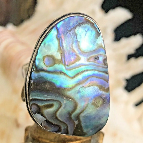 Large 1 1/8" Australian Abalone Shell Ring Pear .… - image 1
