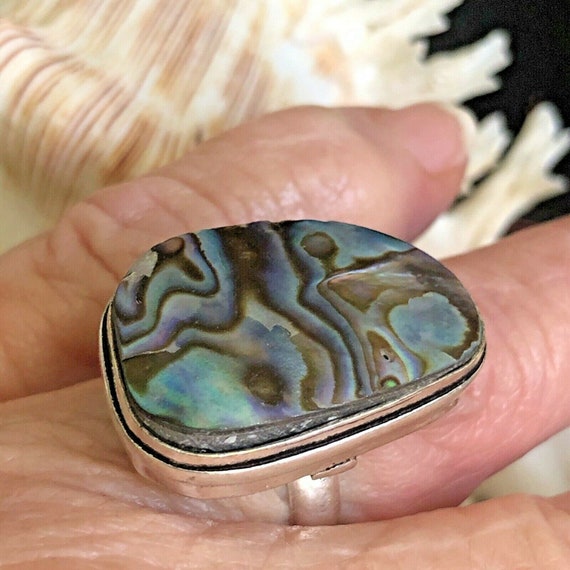 Large 1 1/8" Australian Abalone Shell Ring Pear .… - image 4