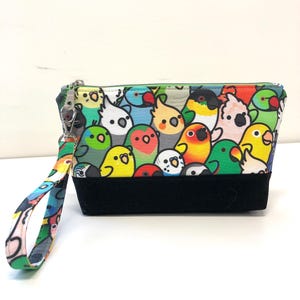 Bolsa con cremallera de pájaros coloridos con muñequera