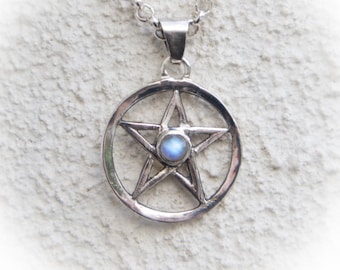 Pentagram pendant in sterling silver with moonstone - including necklace