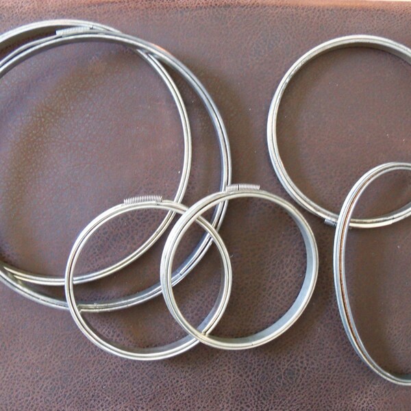 Vintage Set of Six Metal Embroidery Hoops, Varying Sizes, Round, Oval, Primitive, Rustic, Farmhouse, Vintage Sewing Room, Fabric Display