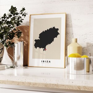 Ibiza Print - Benutzerdefinierter Kartendruck - Geschenkoptionen mit personalisiertem Text - Rahmen- / Leinwandoptionen - Vintage Style Map Print