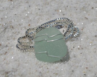 Colgante y collar de vidrio marino auténtico Aqua