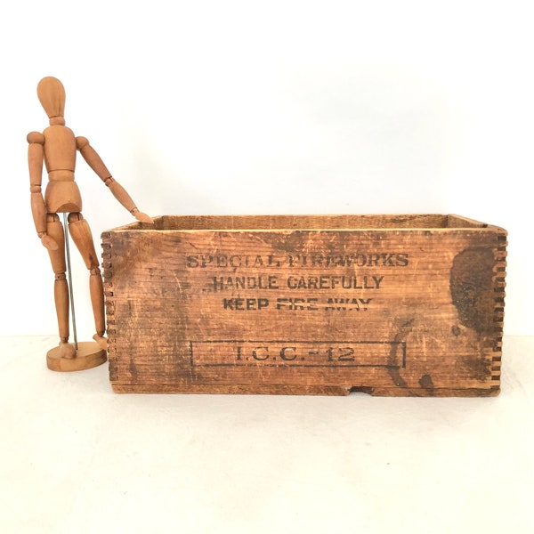 Vintage Fireworks Wood Shipping Box - Antique Unexcelled Mfg Co Inc New Brunswick NJ Salutes Yankee Doodle Dandy Fireworks Shipping Box