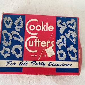 Vintage Cookie Cutters For All Party Occasions - 1950s Metal Cookie Cutters