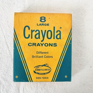Vintage Crayola 8 Large Crayons Box No 38 - Binney & Smith Crayons - 1960s Crayon Box