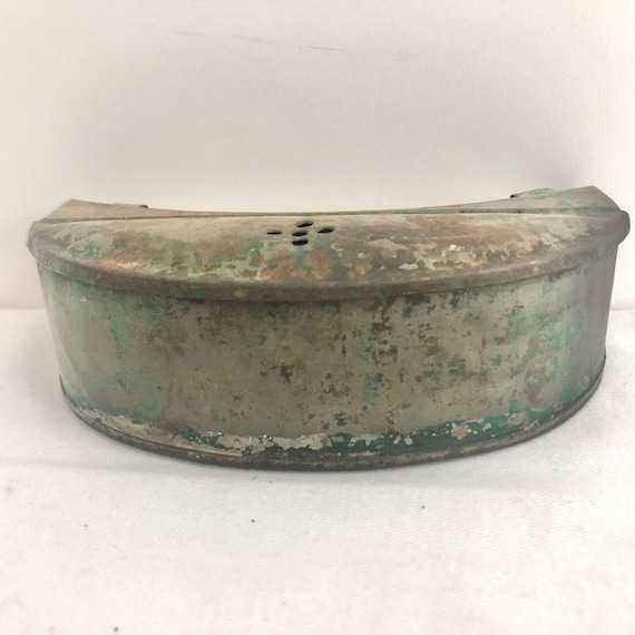 Vintage Worm Over Bait Box Green Metal Worm Tin Carrier Rustic Man