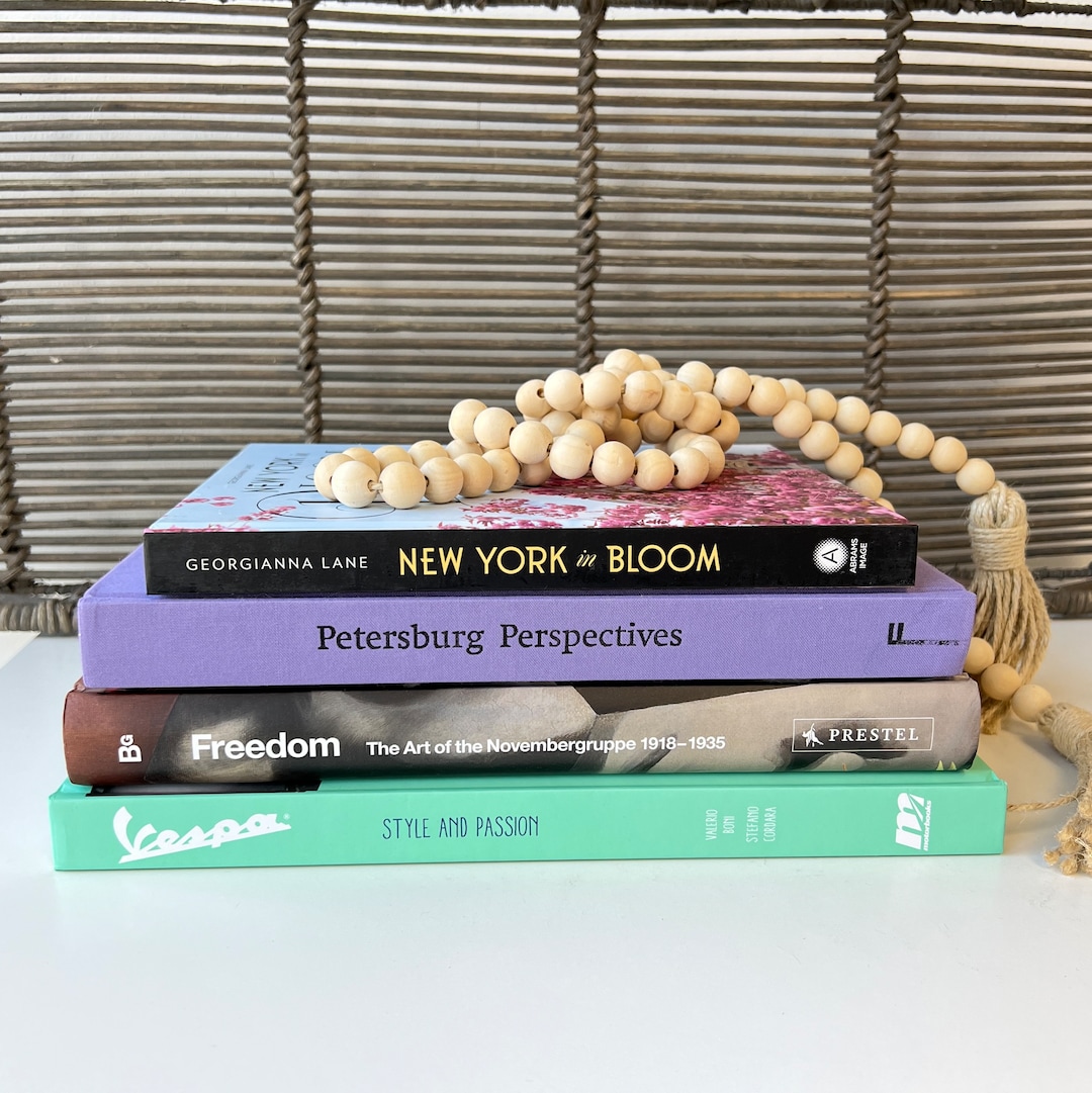 Colorful Coffee Table Books Oversized Books Entry Table, Console