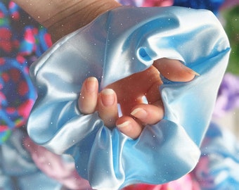 Satin Scrunchie: Baby Blue