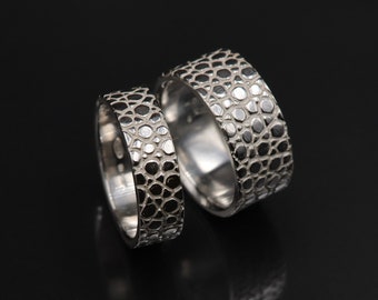 Sterling silver wedding rings, shiny with matt white veins - handmade unisex rings - men's ring - women's ring