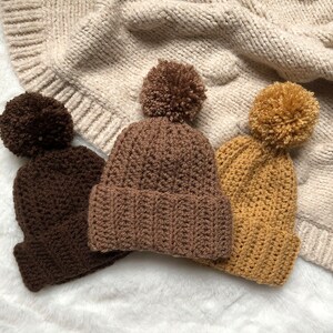 Crochet Neutral Brown Bobble Hat for Baby, Unisex Beanie image 2