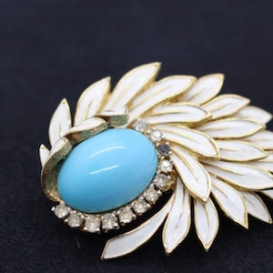 Vintage Jomaz Joseph Mazer Gold Flower Leaf Turquoise Cabochon Rhinestone Brooch Pin