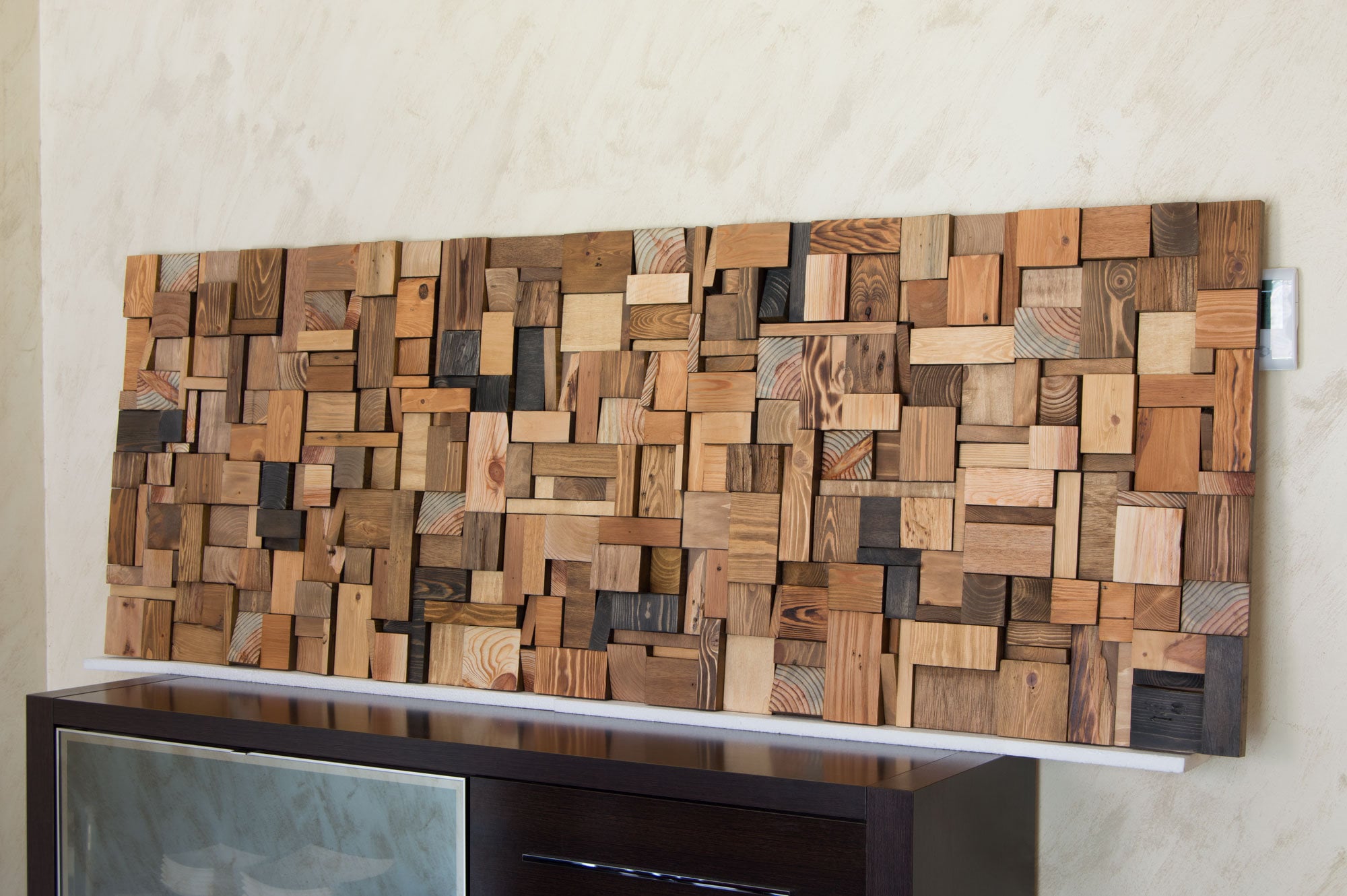 Curated visual reference: Picture Idea: Textured Reclaimed Wood Wall Art For Memorable Bedroom Interior