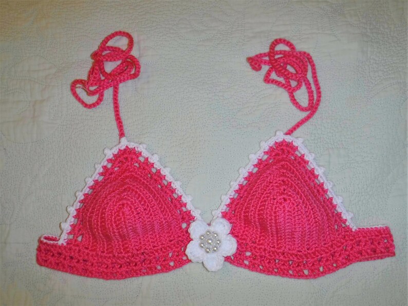 Handmade Crochet Crop Top...Halter Festival Wear..Summer Day Fashion...Yellow Crochet...Girls..Woman..Beach Party...
