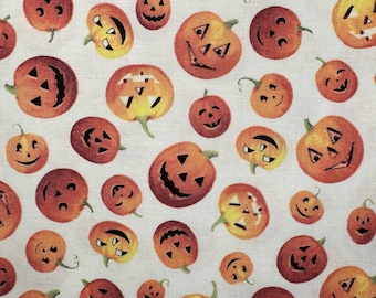 Half Yard Fright Delight Pumpor på vitt av Riley Blake Retro Vintage Halloween Pumpor JackOLanterns Bomullstyg FRITT FRAKT90