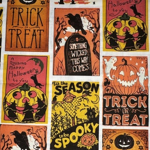Postales de media yarda con temática de terror sobre fondo blanco, de Riley Blake, tela de algodón retro vintage con diseño de bruja, fantasma, calabaza y gatos negros.