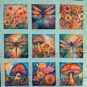 NOVITÀ! Pannello - Toppe con farfalle, funghi, fiori e libellule di Quilting Treasures - Tessuto di cotone Summer Spring Blocks 36"x44"