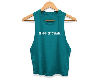cropped gym tee