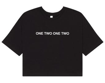 Cycling Crop Top Shirt: 'One Two' Workout Tee