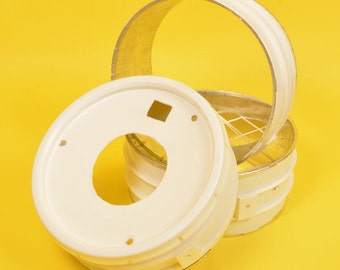 Space Buckets: DIY BITZ!